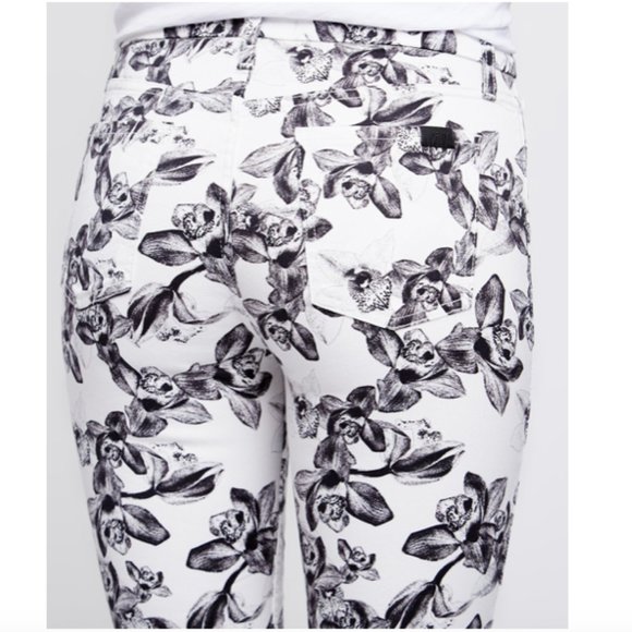 Jen7 by 7 for All Mankind Women's Cropped Skinny Leg Jean - Picture 4 of 9